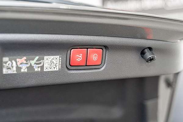 2024 Mercedes-Benz C-Class C300 W206