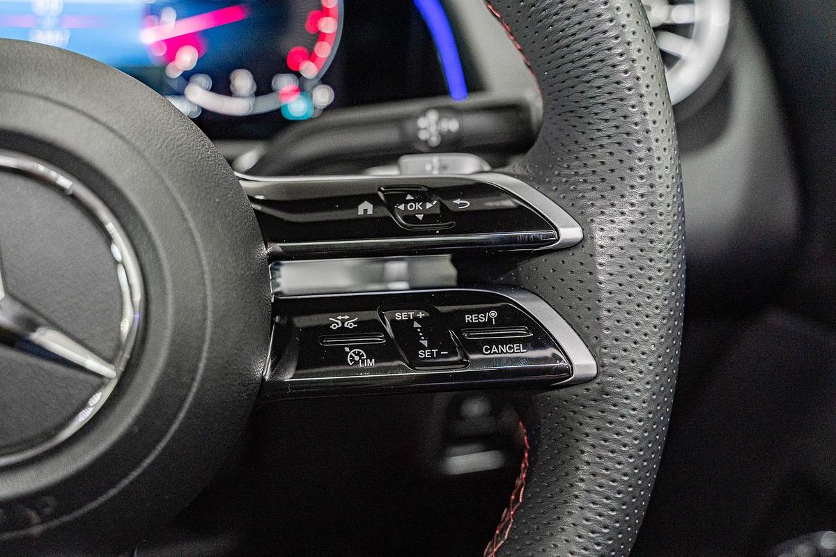 2024 Mercedes-Benz GLB-Class GLB200 X247