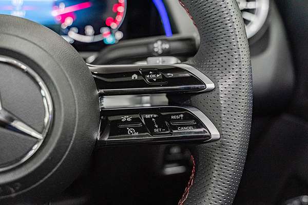 2024 Mercedes-Benz GLB-Class GLB200 X247