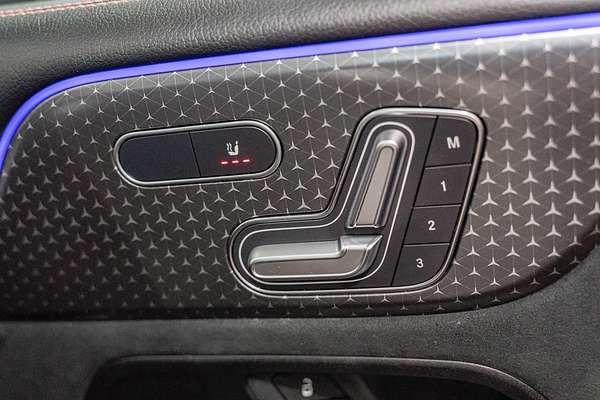 2024 Mercedes-Benz GLB-Class GLB200 X247