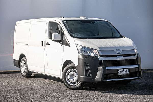 2025 Toyota Hiace GDH300R LWB