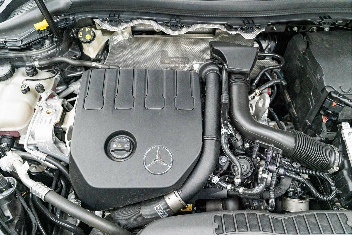 2024 Mercedes-Benz GLA-Class GLA200 H247