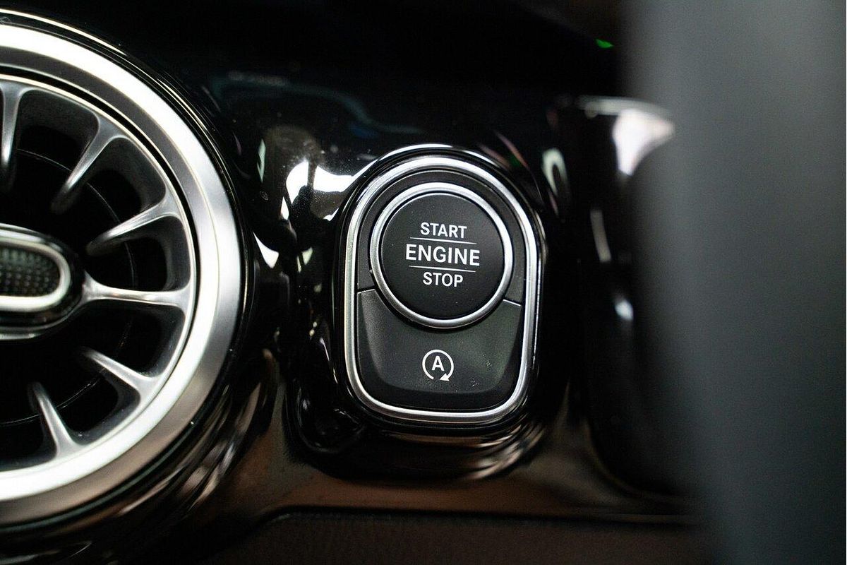 2024 Mercedes-Benz GLA-Class GLA200 H247