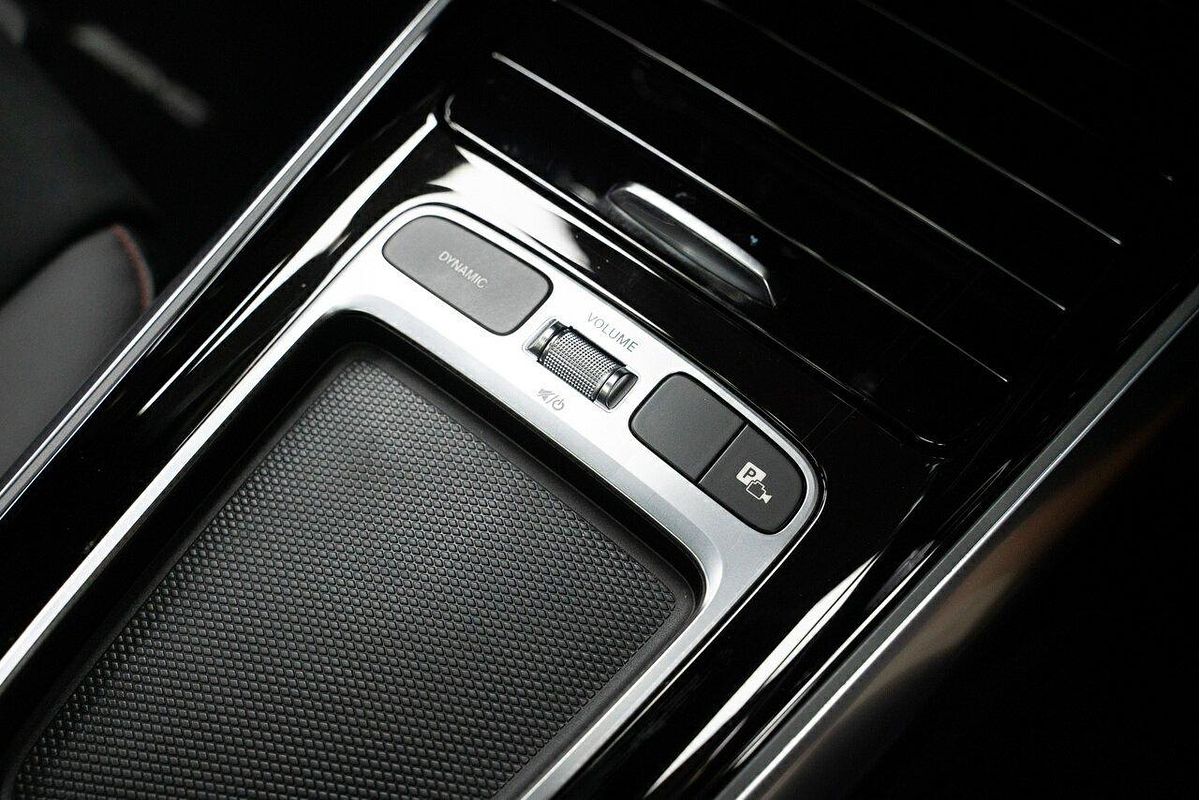 2024 Mercedes-Benz GLA-Class GLA200 H247