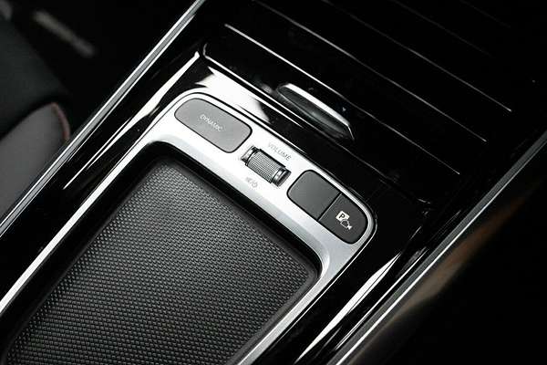 2024 Mercedes-Benz GLA-Class GLA200 H247