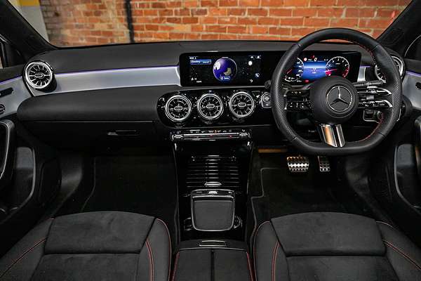 2024 Mercedes-Benz A-Class A200 W177
