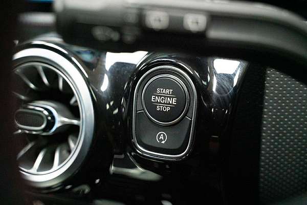 2024 Mercedes-Benz A-Class A200 W177
