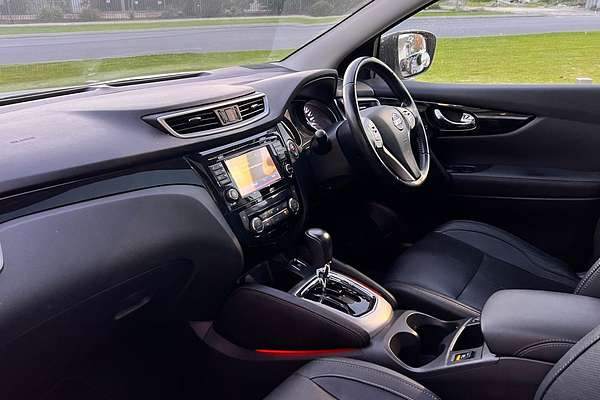2016 Nissan QASHQAI Ti J11
