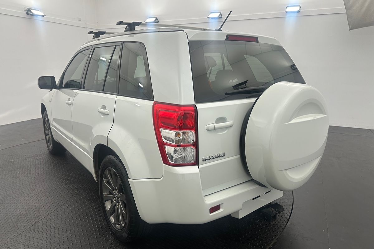 2016 Suzuki Grand Vitara Sport JB