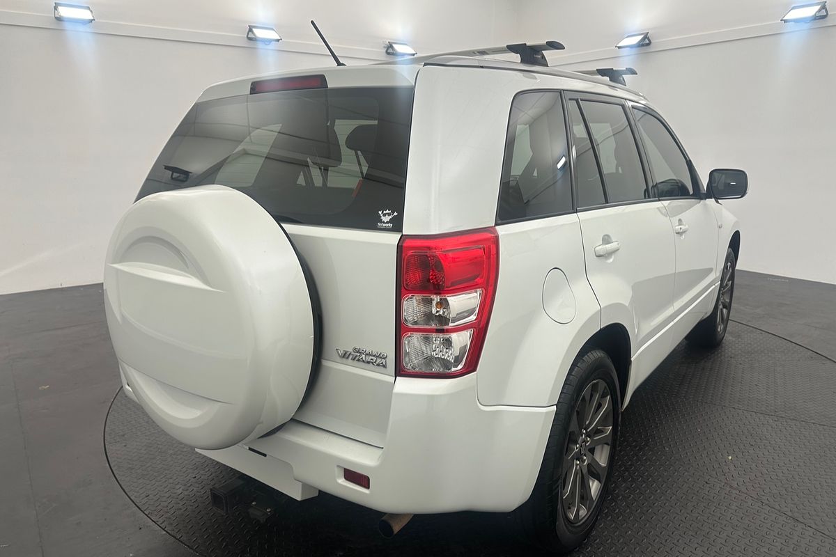 2016 Suzuki Grand Vitara Sport JB