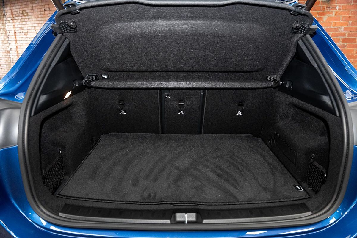 2024 Mercedes-Benz GLA-Class GLA200 H247