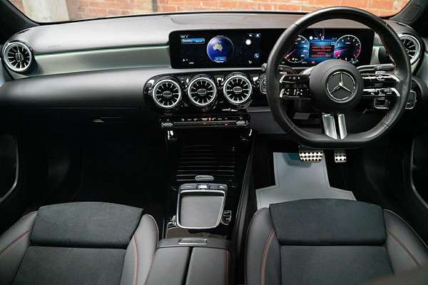 2024 Mercedes-Benz A-Class A200 W177