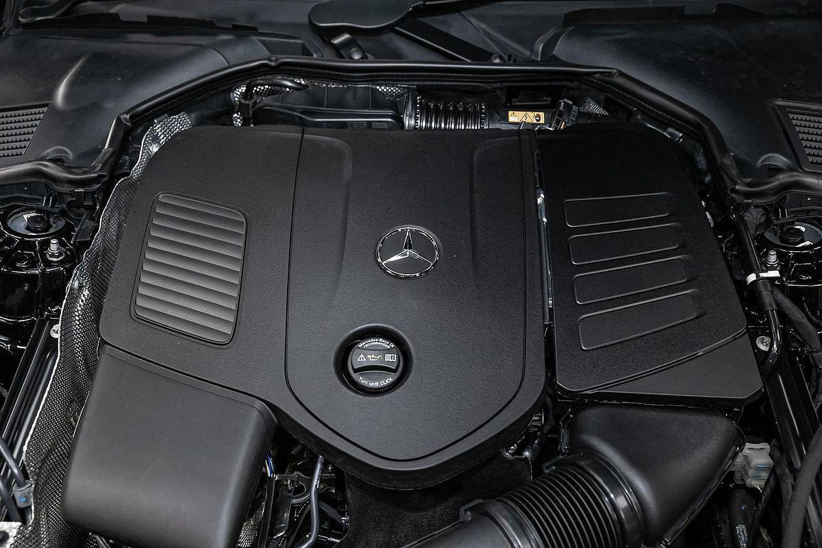 2024 Mercedes-Benz C-Class C300 W206