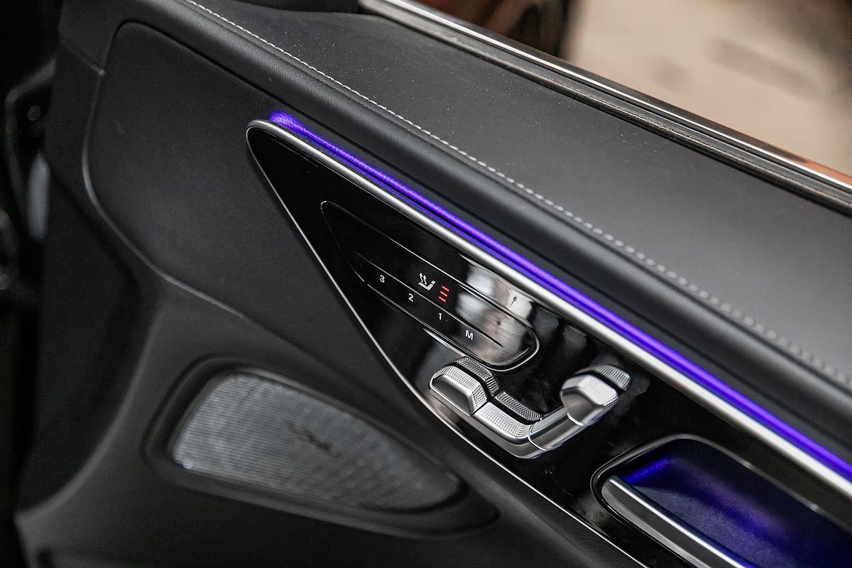 2024 Mercedes-Benz C-Class C300 W206