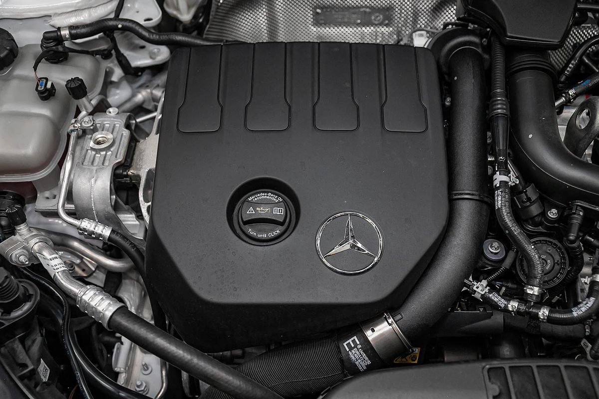2024 Mercedes-Benz GLB-Class GLB200 X247
