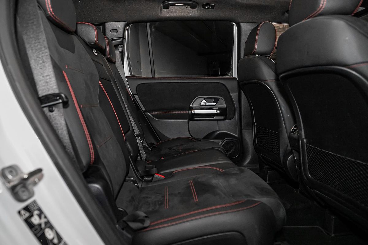 2024 Mercedes-Benz GLB-Class GLB200 X247