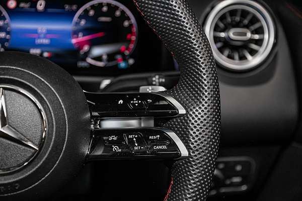 2024 Mercedes-Benz GLB-Class GLB200 X247