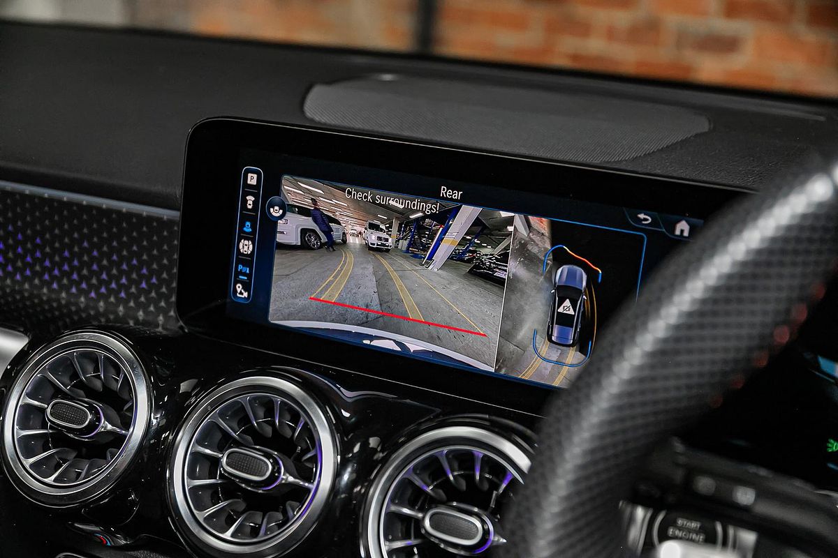 2024 Mercedes-Benz GLB-Class GLB200 X247