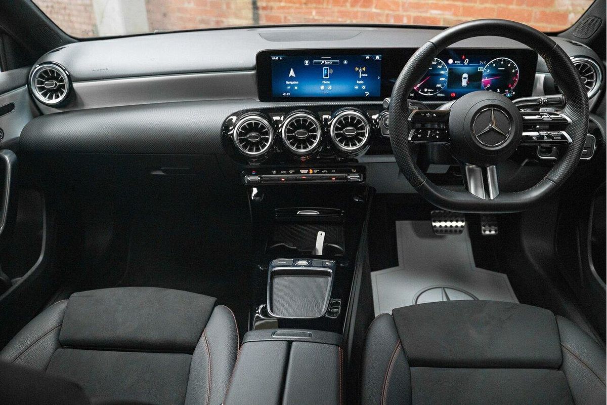 2024 Mercedes-Benz A-Class A200 W177