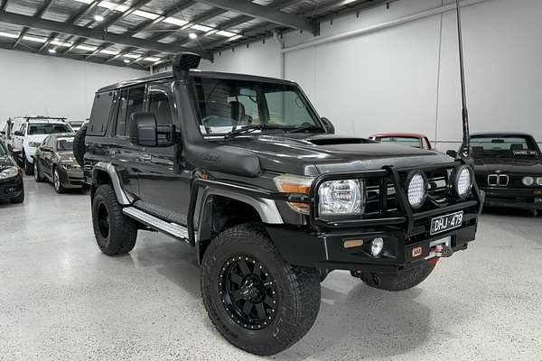 2012 Toyota Landcruiser GXL VDJ76R