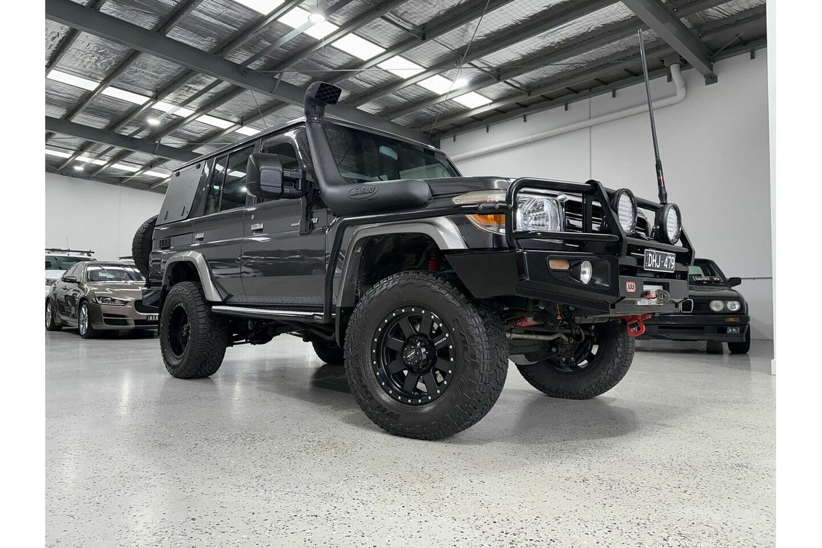 2012 Toyota Landcruiser GXL VDJ76R