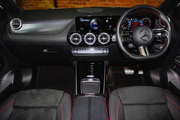 2024 Mercedes-Benz GLA-Class GLA200 H247