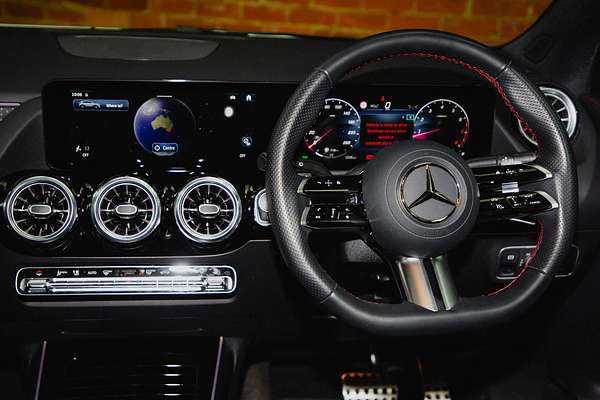 2024 Mercedes-Benz GLA-Class GLA200 H247