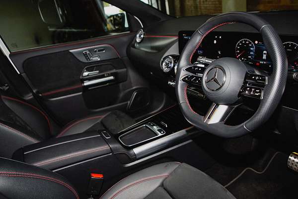 2024 Mercedes-Benz GLA-Class GLA200 H247
