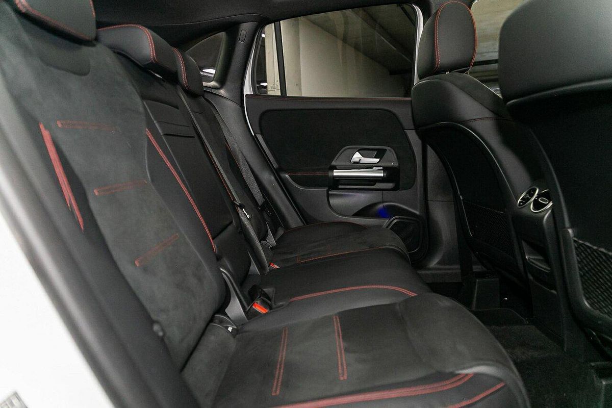 2024 Mercedes-Benz GLA-Class GLA200 H247