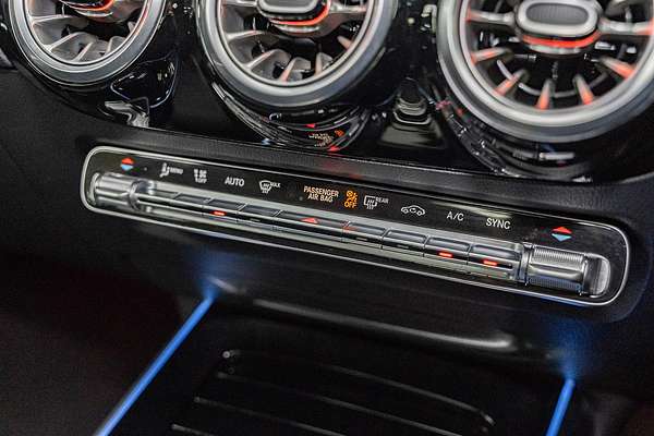 2024 Mercedes-Benz GLA-Class GLA200 H247