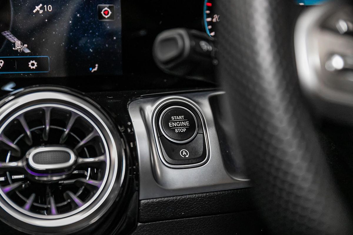 2022 Mercedes-Benz GLB-Class GLB200 X247