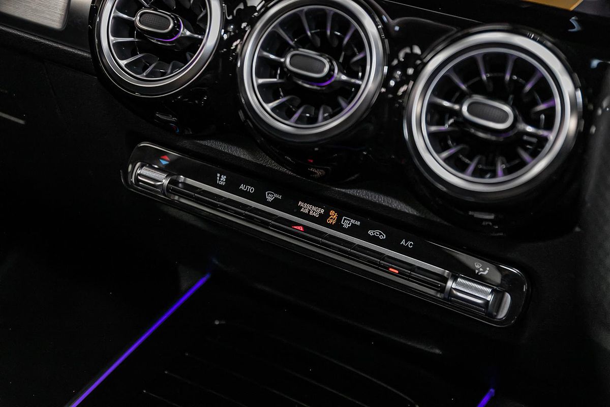 2022 Mercedes-Benz GLB-Class GLB200 X247