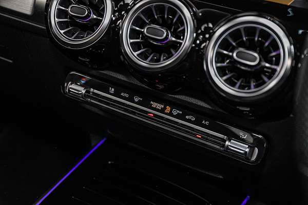 2022 Mercedes-Benz GLB-Class GLB200 X247