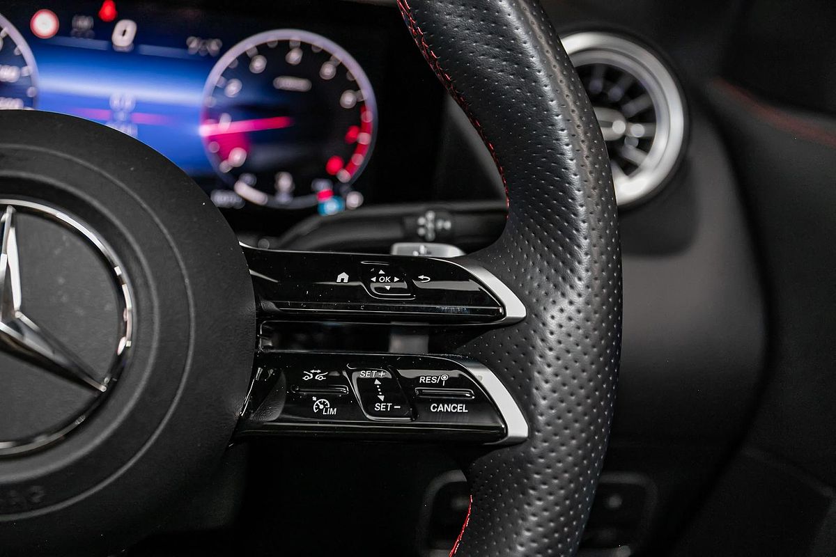 2024 Mercedes-Benz GLA-Class GLA200 H247