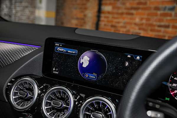 2024 Mercedes-Benz GLA-Class GLA200 H247