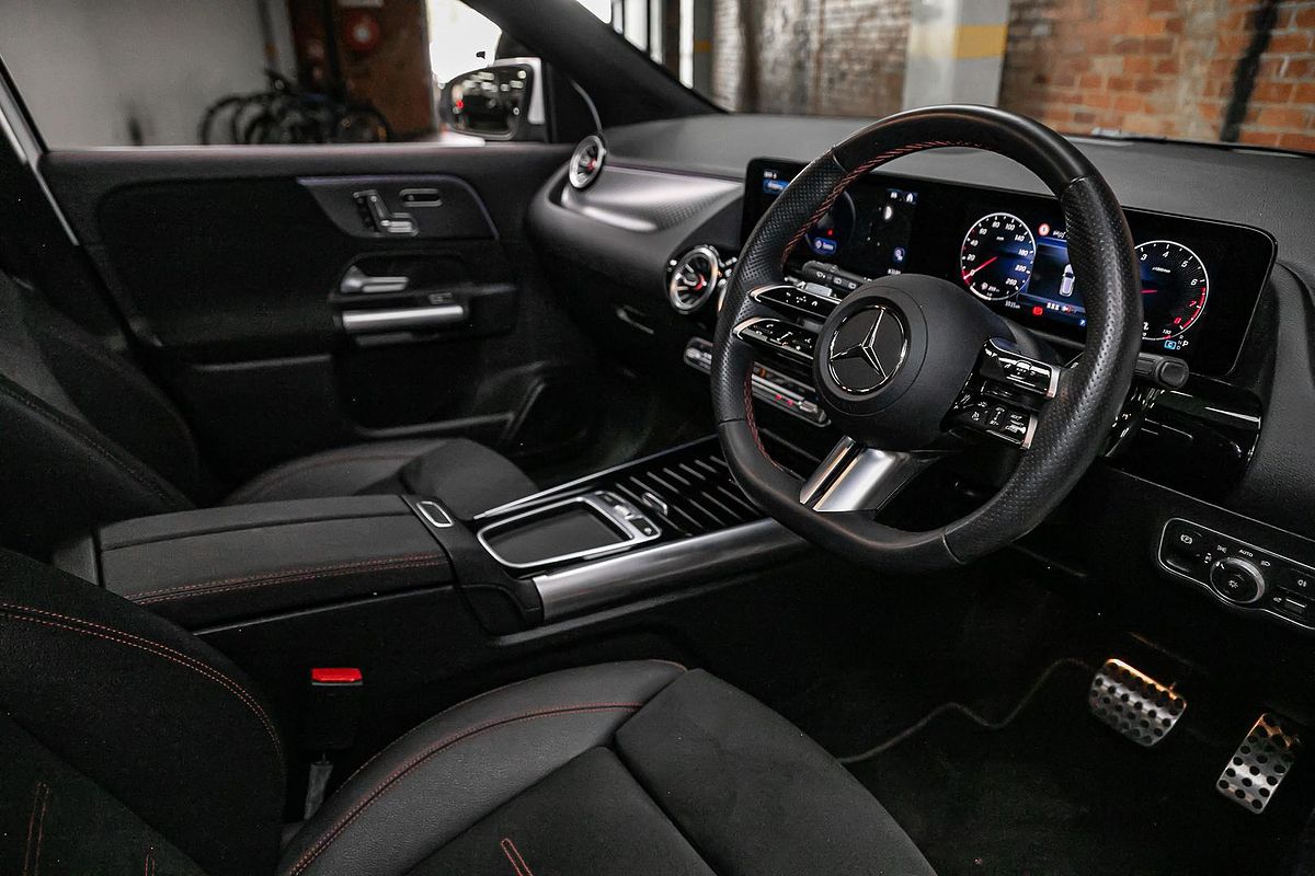 2024 Mercedes-Benz GLA-Class GLA200 H247