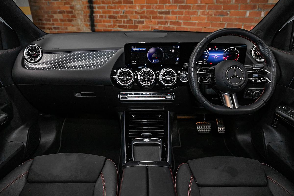 2024 Mercedes-Benz GLA-Class GLA200 H247