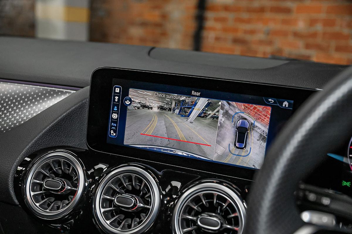 2024 Mercedes-Benz GLA-Class GLA200 H247