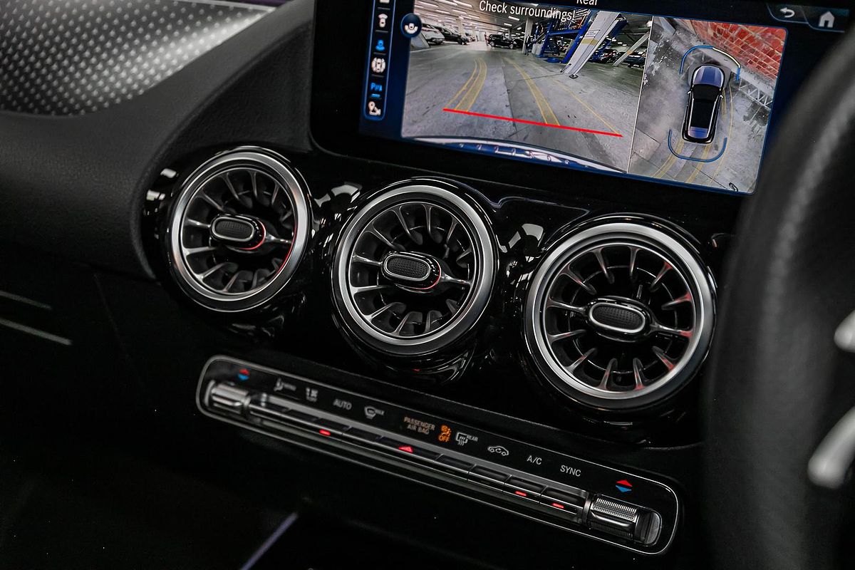2024 Mercedes-Benz GLA-Class GLA200 H247