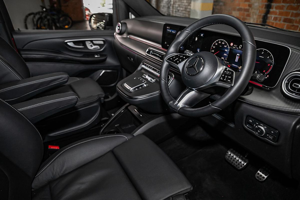 2024 Mercedes-Benz V-Class V300 AMG 447