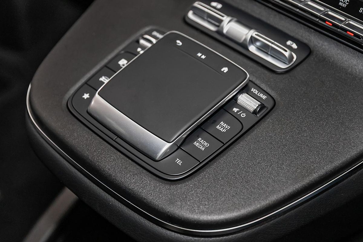 2024 Mercedes-Benz V-Class V300 AMG 447