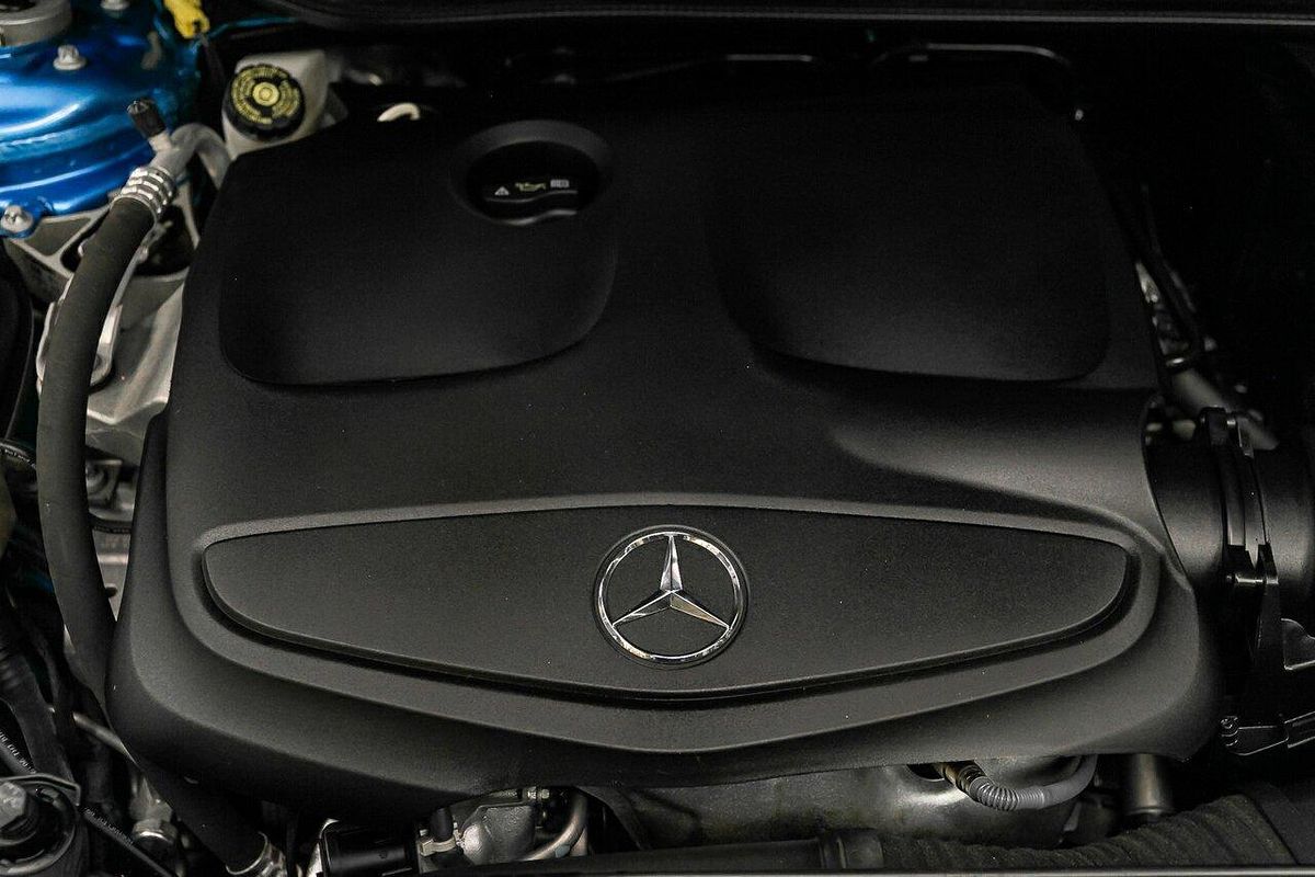 2017 Mercedes-Benz GLA-Class GLA180 X156