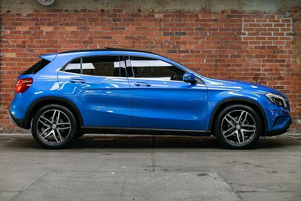 2017 Mercedes-Benz GLA-Class GLA180 X156
