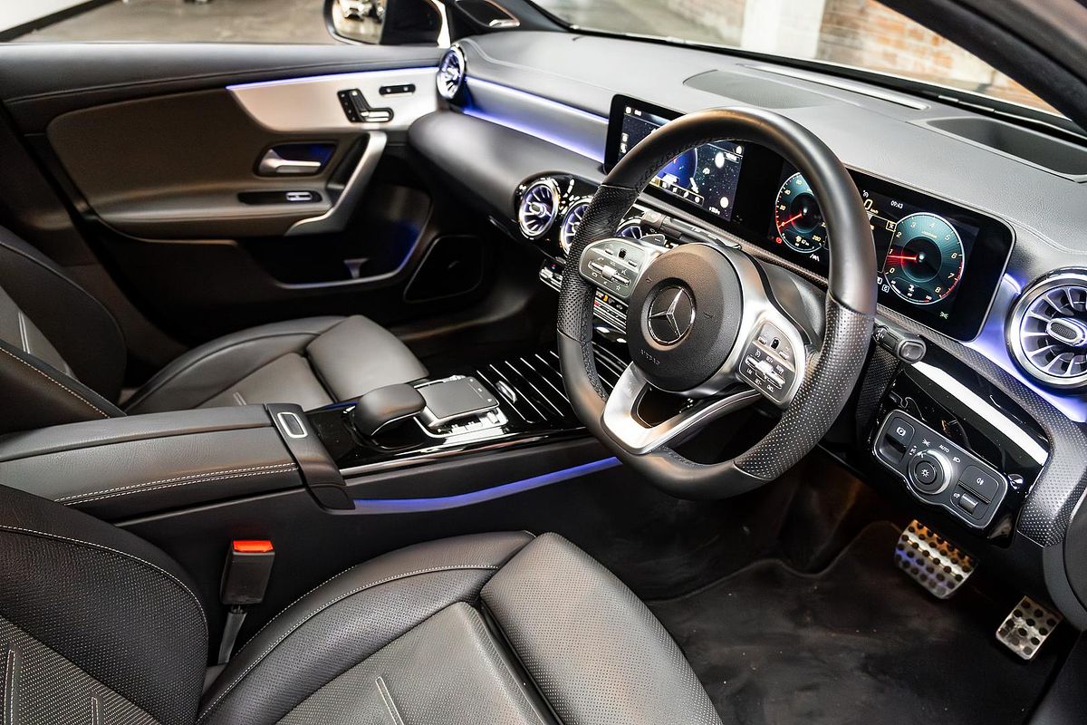 2019 Mercedes-Benz A-Class A200 V177