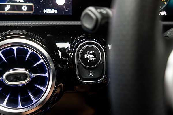 2019 Mercedes-Benz A-Class A200 V177