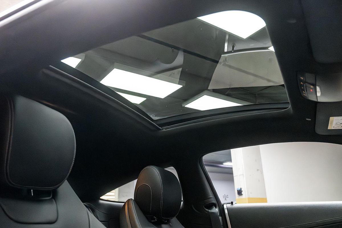 2019 Mercedes-Benz C-Class C200 C205