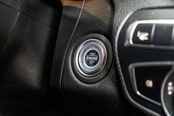 2019 Mercedes-Benz C-Class C200 C205