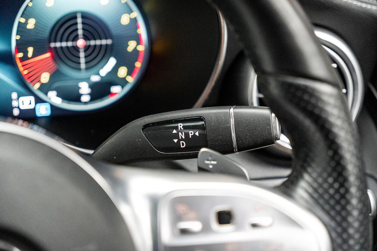 2019 Mercedes-Benz C-Class C200 C205