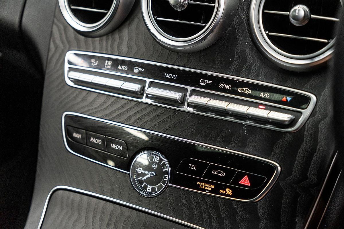 2019 Mercedes-Benz C-Class C200 C205