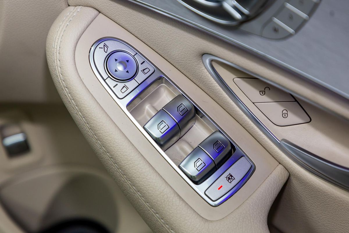 2021 Mercedes-Benz C-Class C200 W205